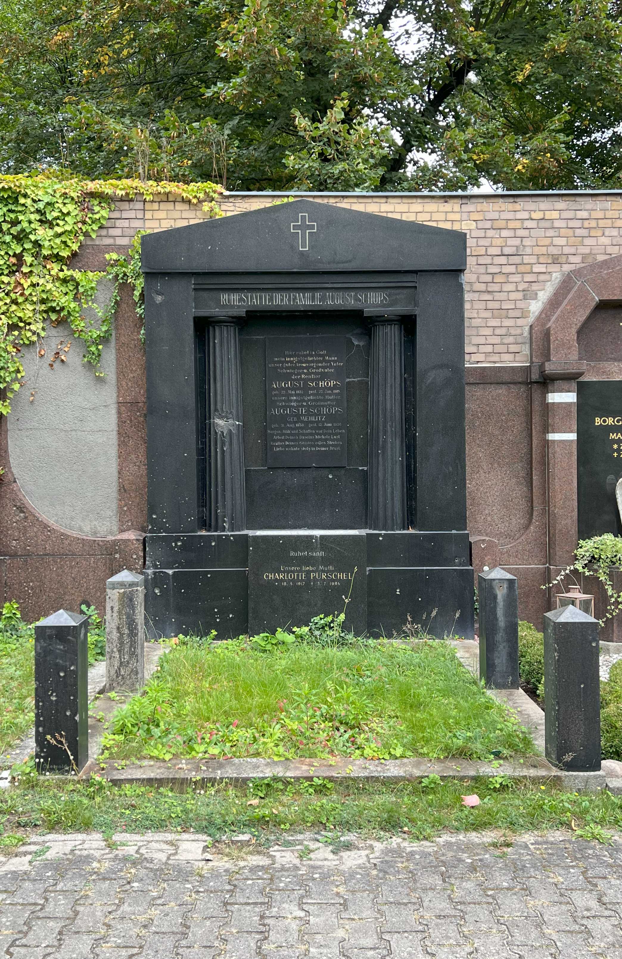 Grabstein August Schöps, Friedhof Wilmersdorf, Berlin