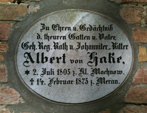 Grabstein Albert von Hake, Alter Friedhof Kleinmachnow, Brandenburg
