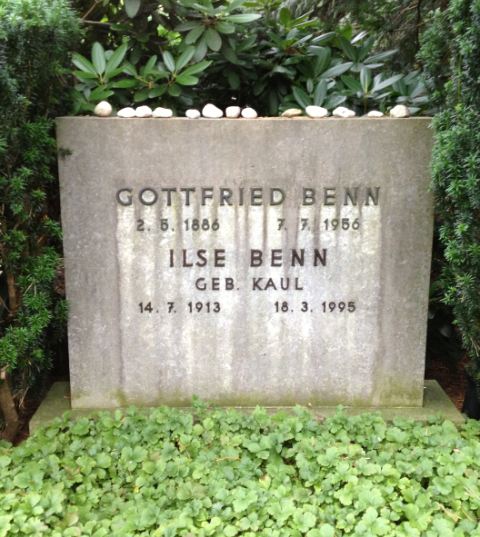 Grabstein Ilse Benn, geb. Kaul, Waldfriedhof Dahlem, Berlin