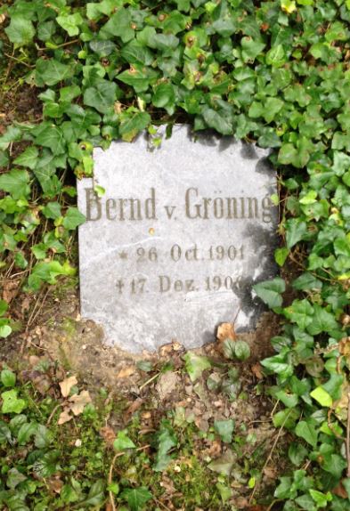 Grabstein Bernd von Gröning, Friedhof Bornstedt, Brandenburg