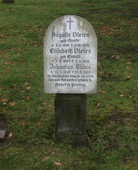 Grabstein Johannes Bleies, Invalidenfriedhof Berlin, Deutschland