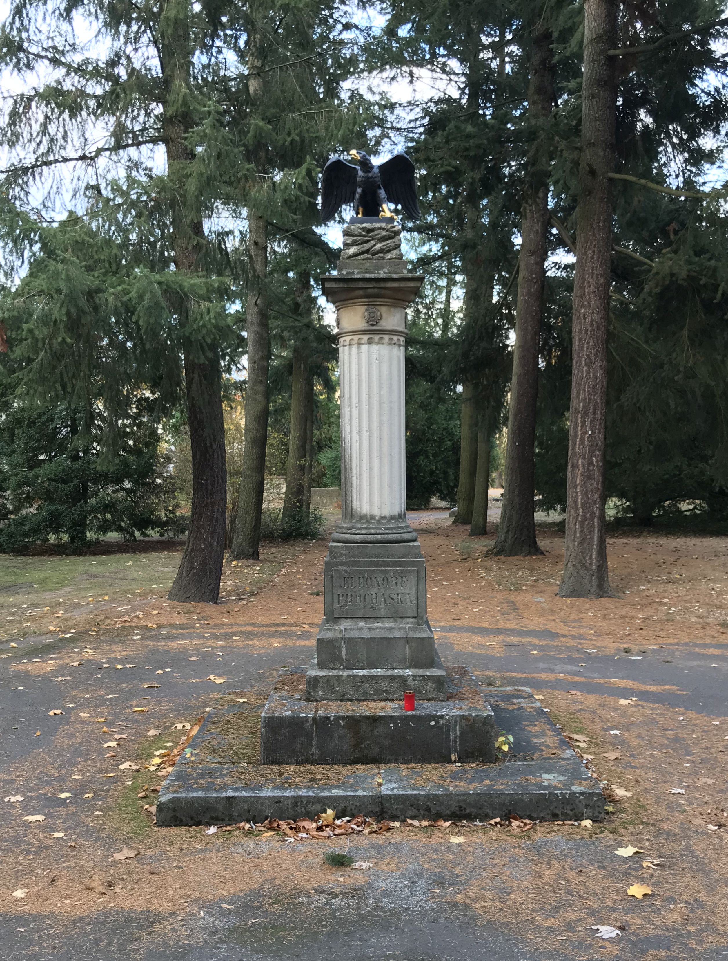 Denkmal für Eleonore Prochaska auf dem Alten Friedhof Potsdam, Brandenburg