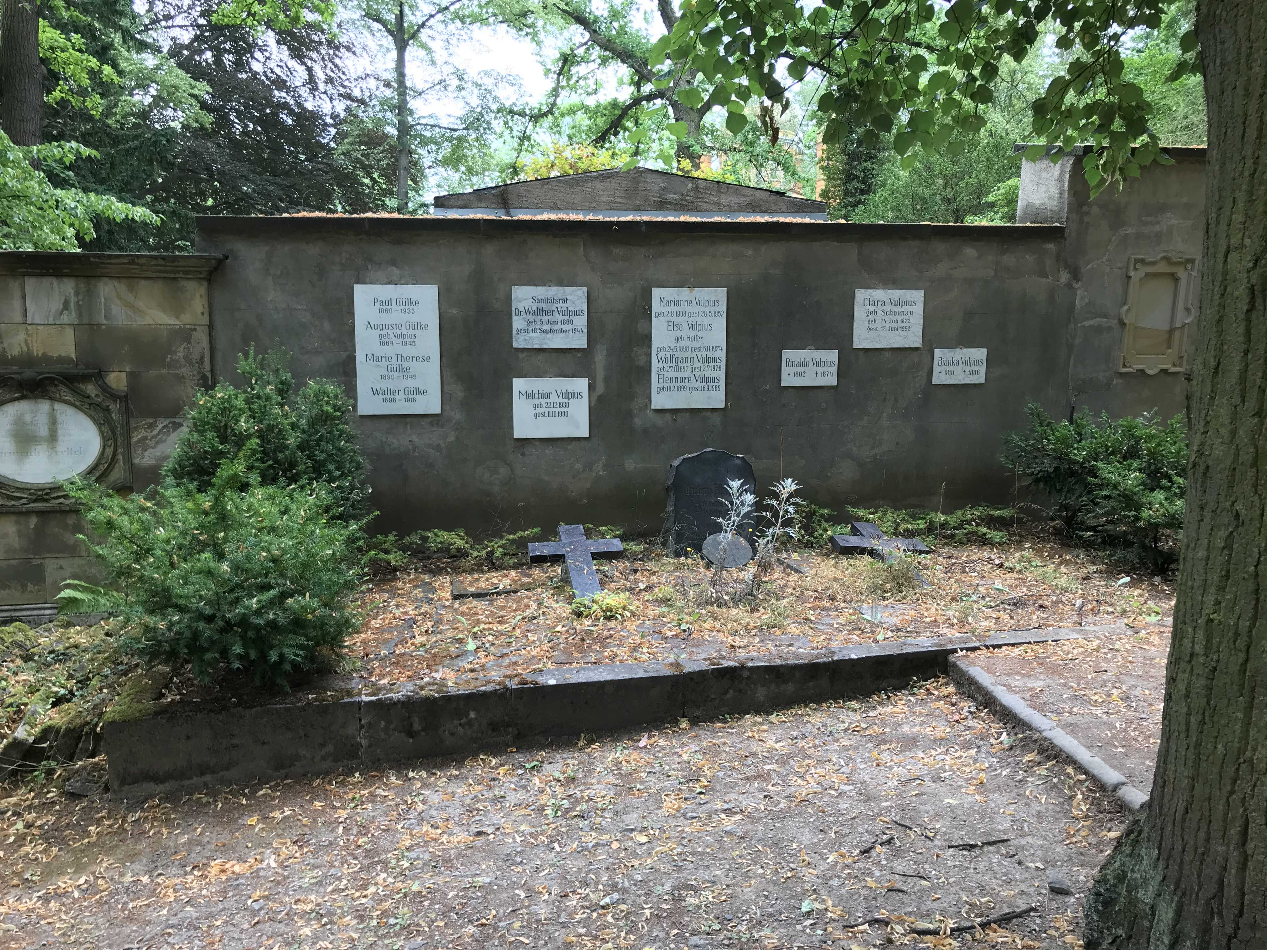 Grabstein Auguste Gülke, geb. Vulpius, Hauptfriedhof Weimar, Thüringen, Deutschland