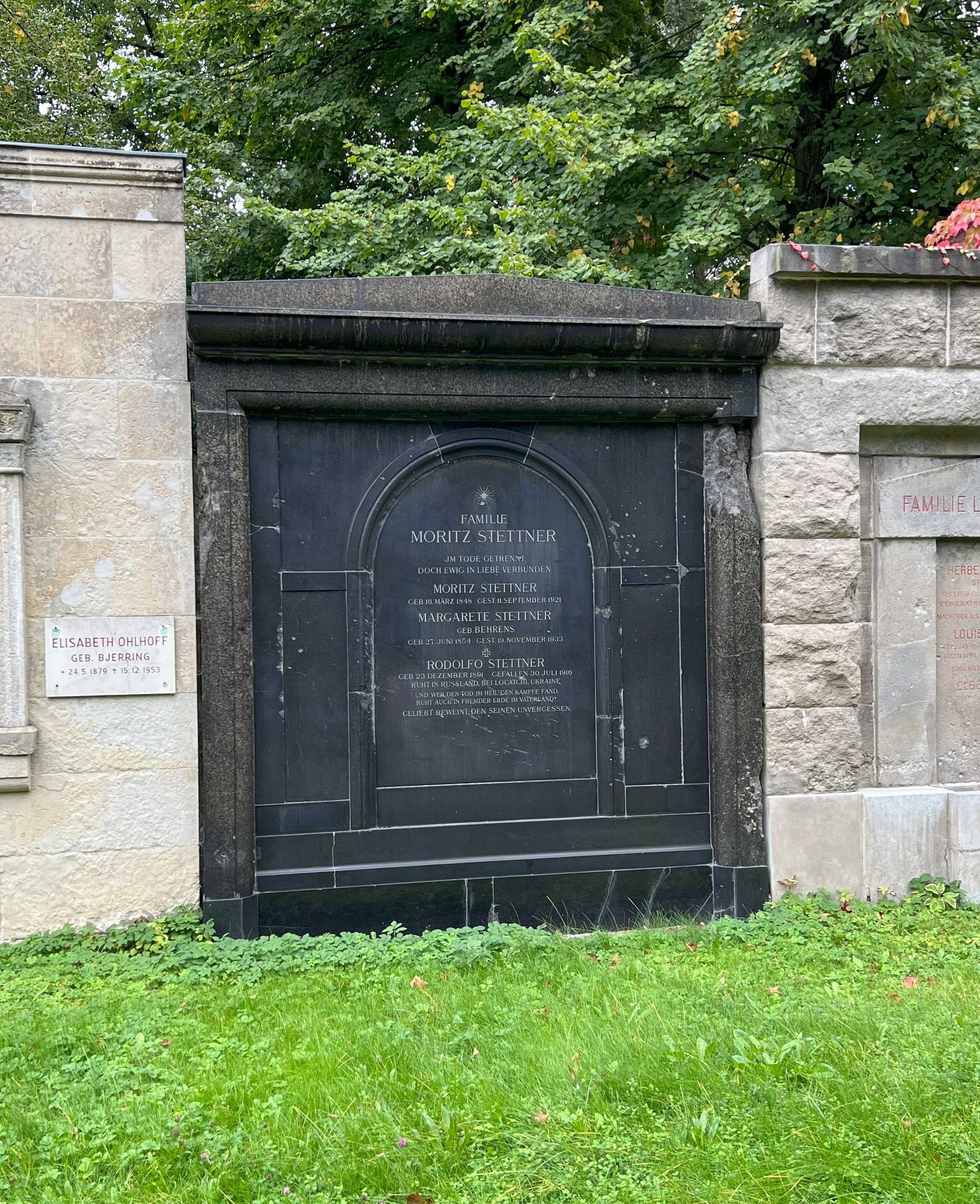 Gedenkstein Rodolfo Stettner, Friedhof Wilmersdorf, Berlin