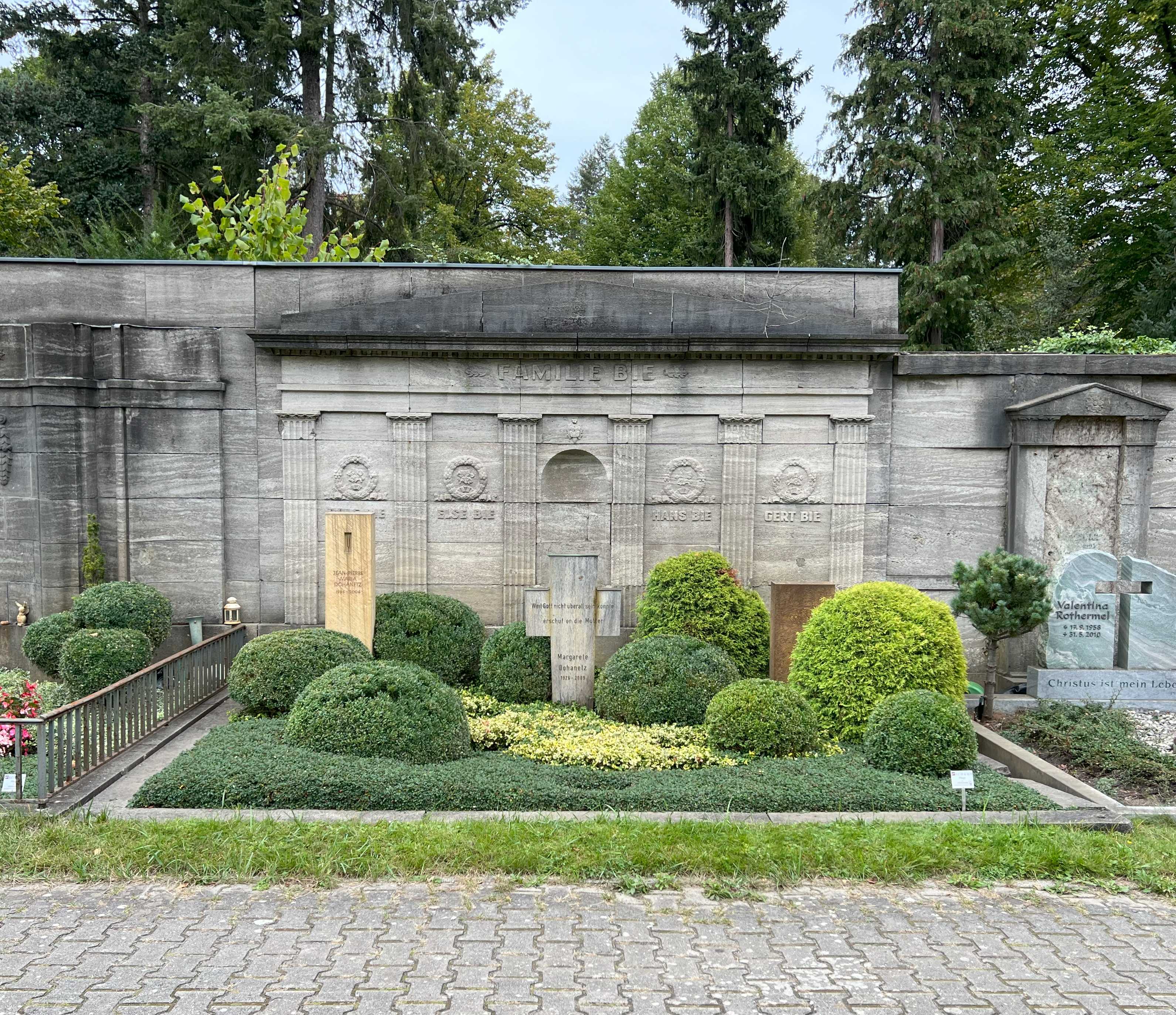 Grabstein Else Bie, geb. Persicaner, Friedhof Wilmersdorf, Berlin